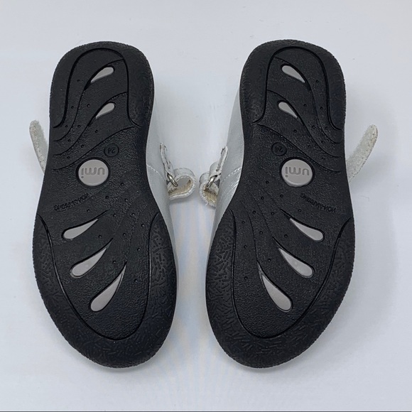 UMI CLOUD TECH Silver Toddler Sandals - Picture 6 of 8